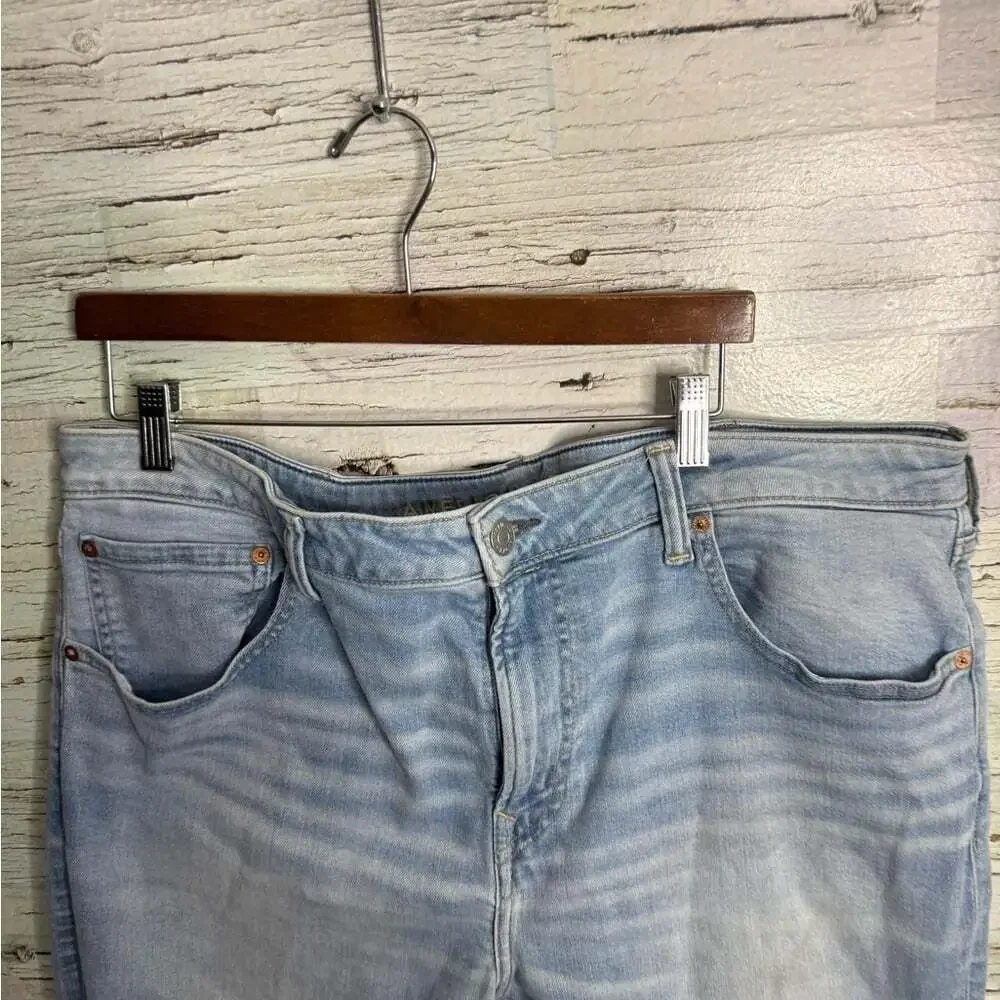 American Eagle Outfitters Light Blue Men's Relaxed Jeans athletic fit size 40